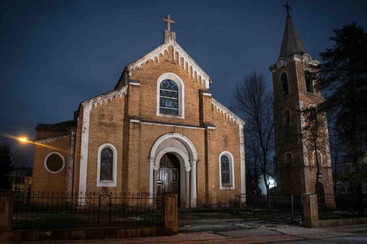Chiesa di san giovanni evangelista  e  cripta di san marziano
